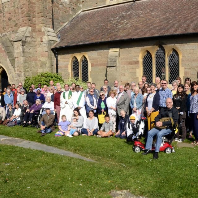 congregation-outside-photo-sept-2021